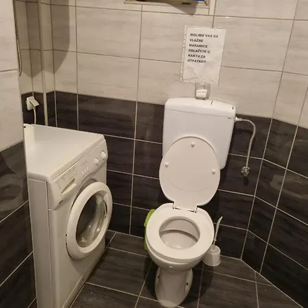 Plavi Jagodina